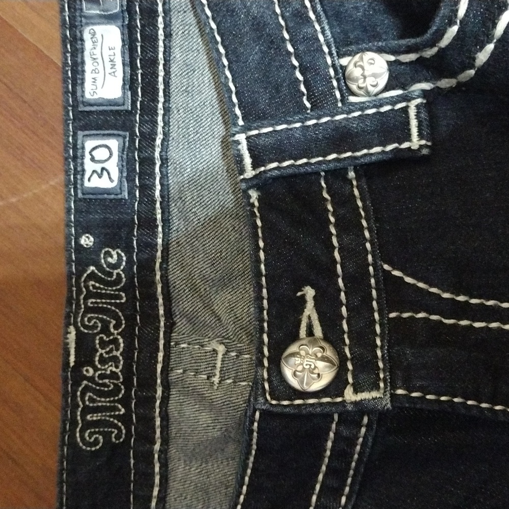 Miss Me Jeans. Size 30.